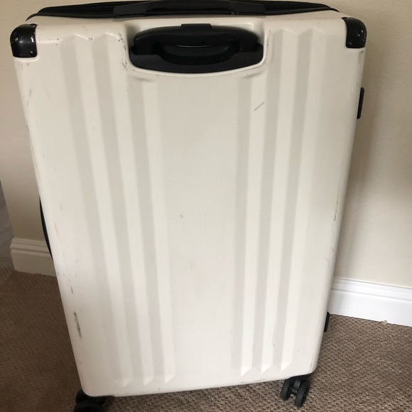 Calpak 2-piece luggage set - Picture 5 of 10